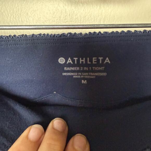 Athleta Rainier 2 in 1 Navy Blue Running Leggings Shorts Womens M Activewear Gym - Picture 6 of 8